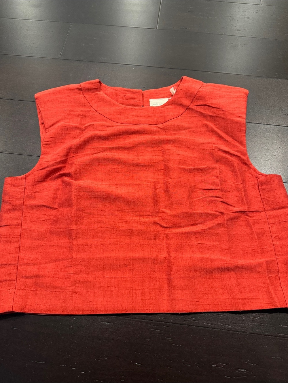 Julia Amory Slim Shell Top Silk